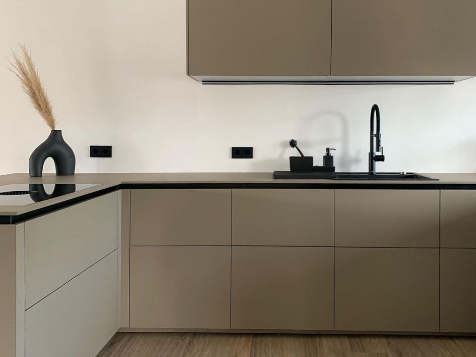 L form kitchen